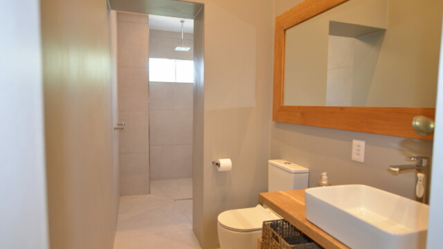 Shower/Toilet Beach Tower House each bedroom has an own shower/toilet